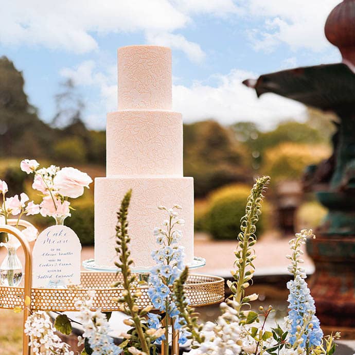 Alresford Hall Wedding Cake