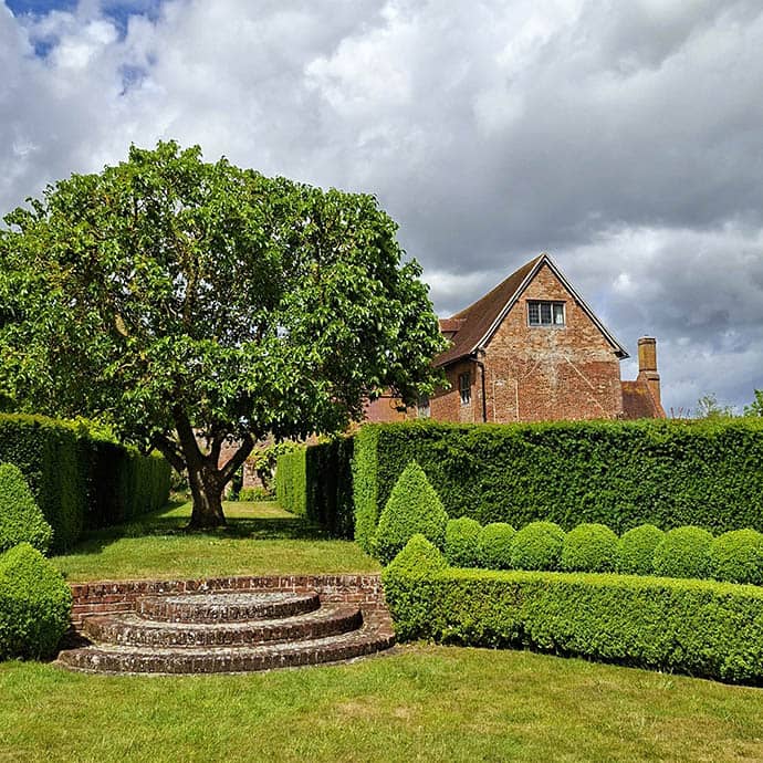 Alresford Hall - Sensory Reception - Outdoor Wedding - Camellio Wedding Planning and Events - Essex Wedding Planner