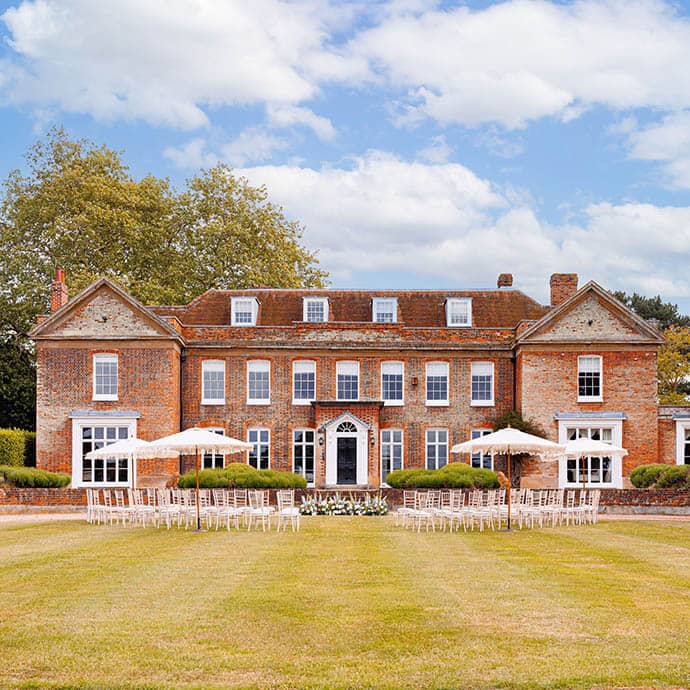 What are the main advantages of hiring a wedding planner? - Essex Wedding Planner - Suffolk Wedding Planner